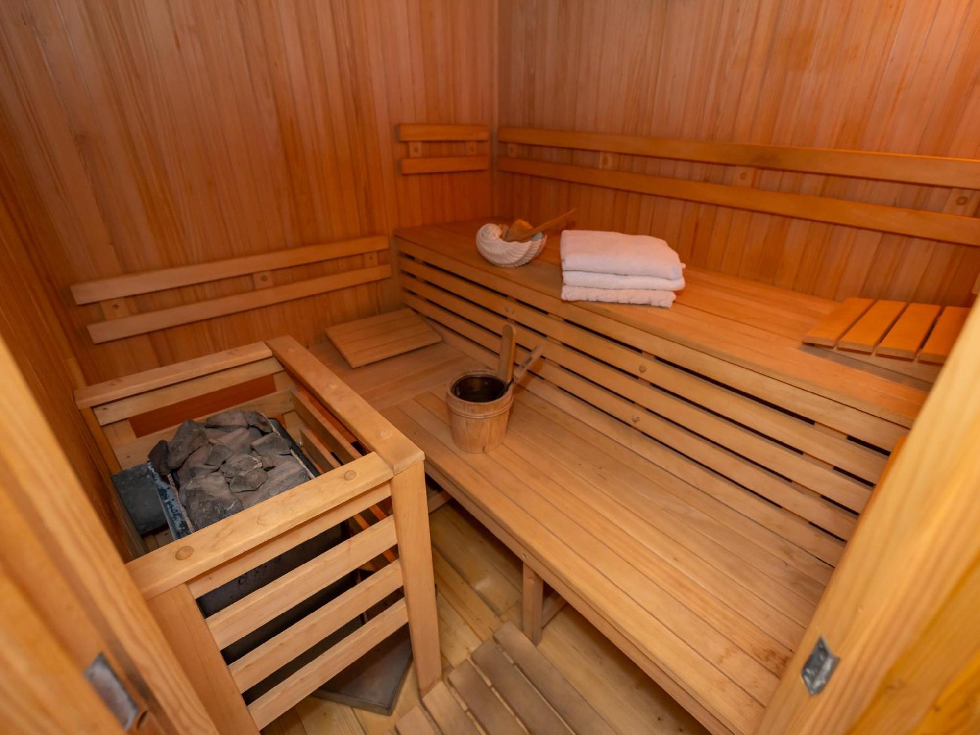 Relax Apartma Peter Ptuj Buitenkant foto